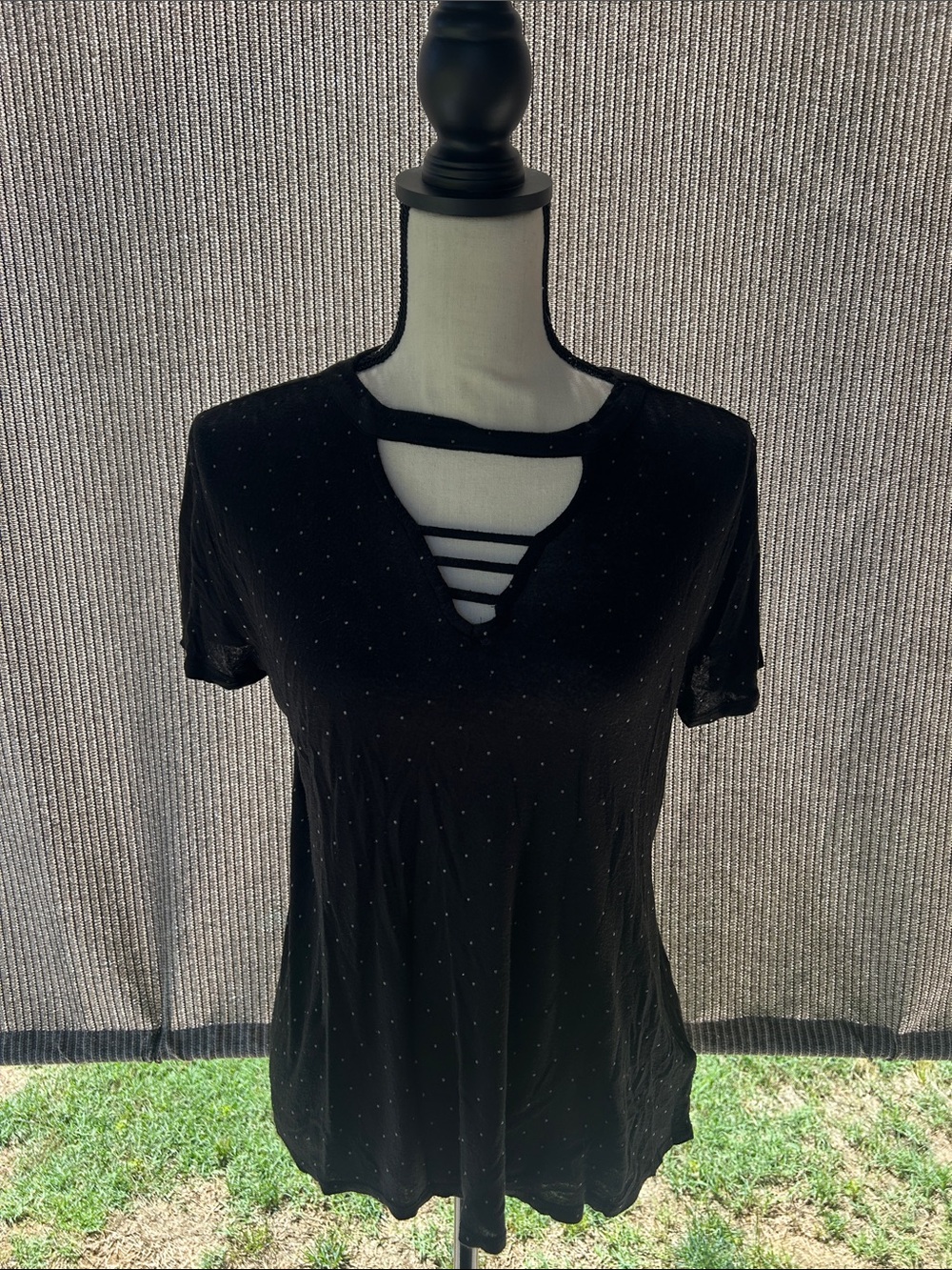 Jennifer Lopez Black Short-Sleeve V-Strap Detail Top